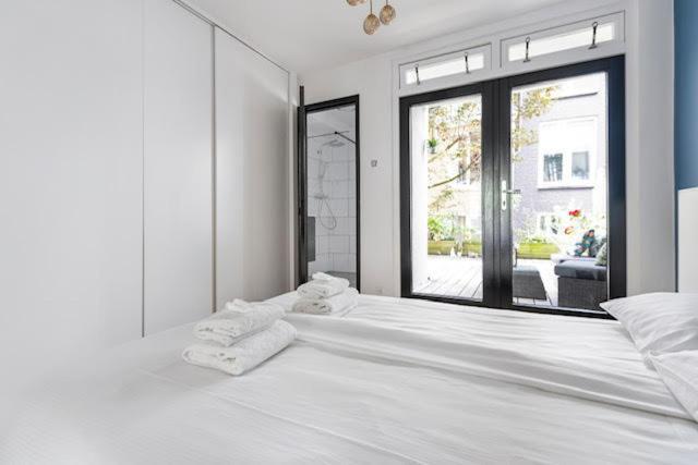 Resident Moose Bed & Breakfast Amsterdam Dış mekan fotoğraf